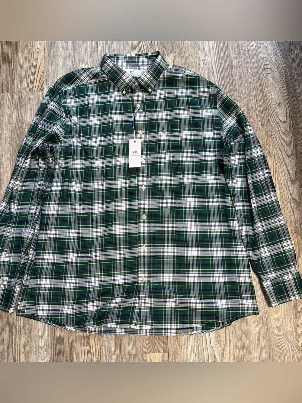 Southern Tide Green and Blue Plaid Men’s Button-Down Collared Dress Shirt Cotton